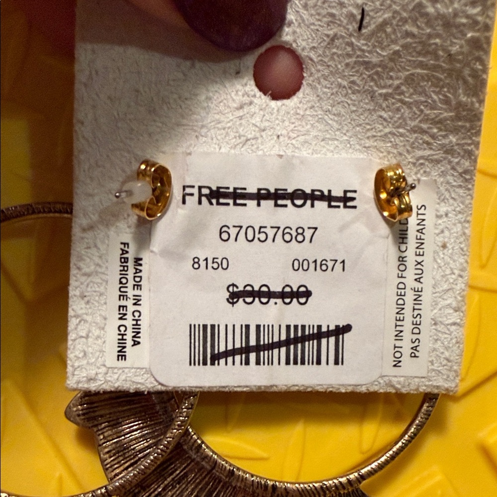 NWT FP Winona Elegant Gold and Green Hoop Earrings - Picture 8 of 13